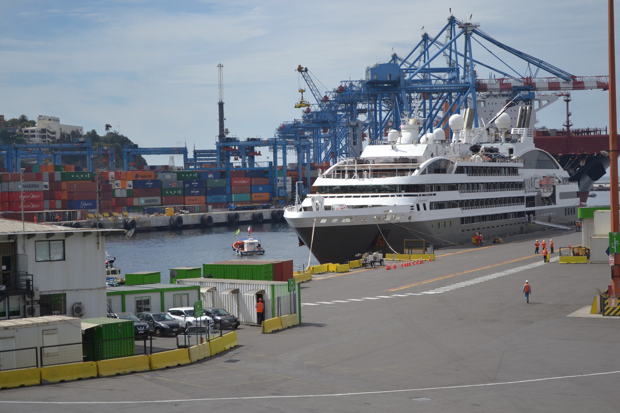 Valparaiso Port to receive the first cruise vessel for the 2018/2019 season