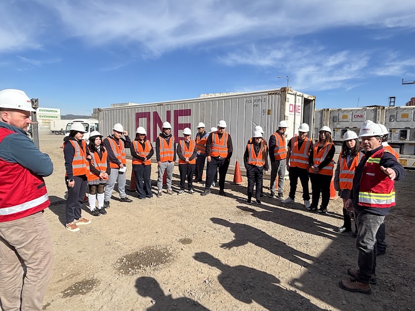 Refuerzamos nuestro compromiso con la comunidad educativa a través del Plan Buen Vecino