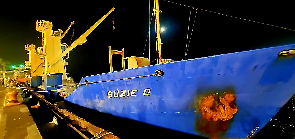 Atención al buque Suzie Q.