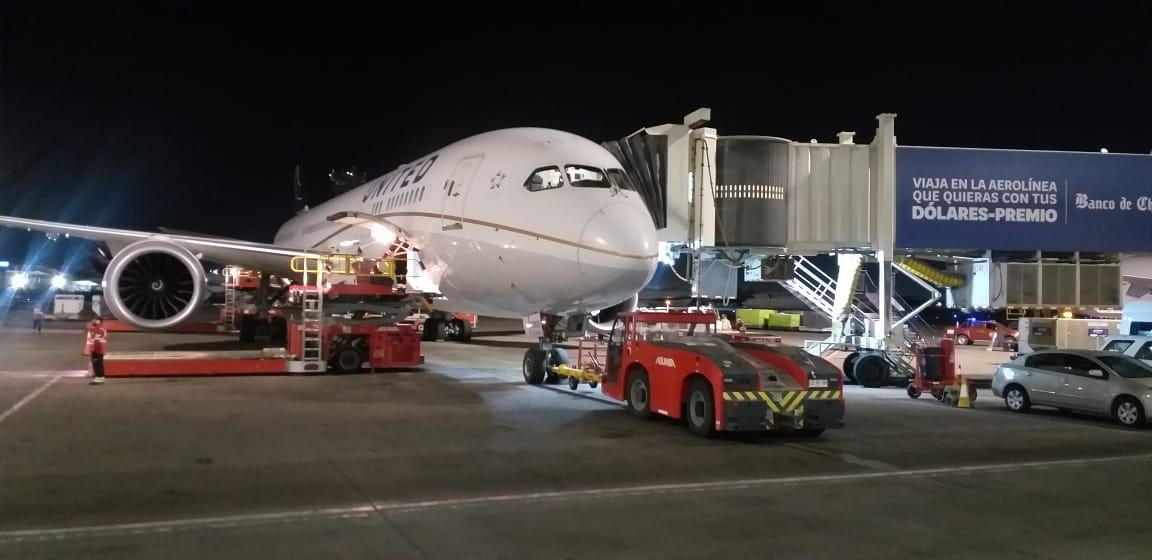 United Airlines reanudó  sus vuelos