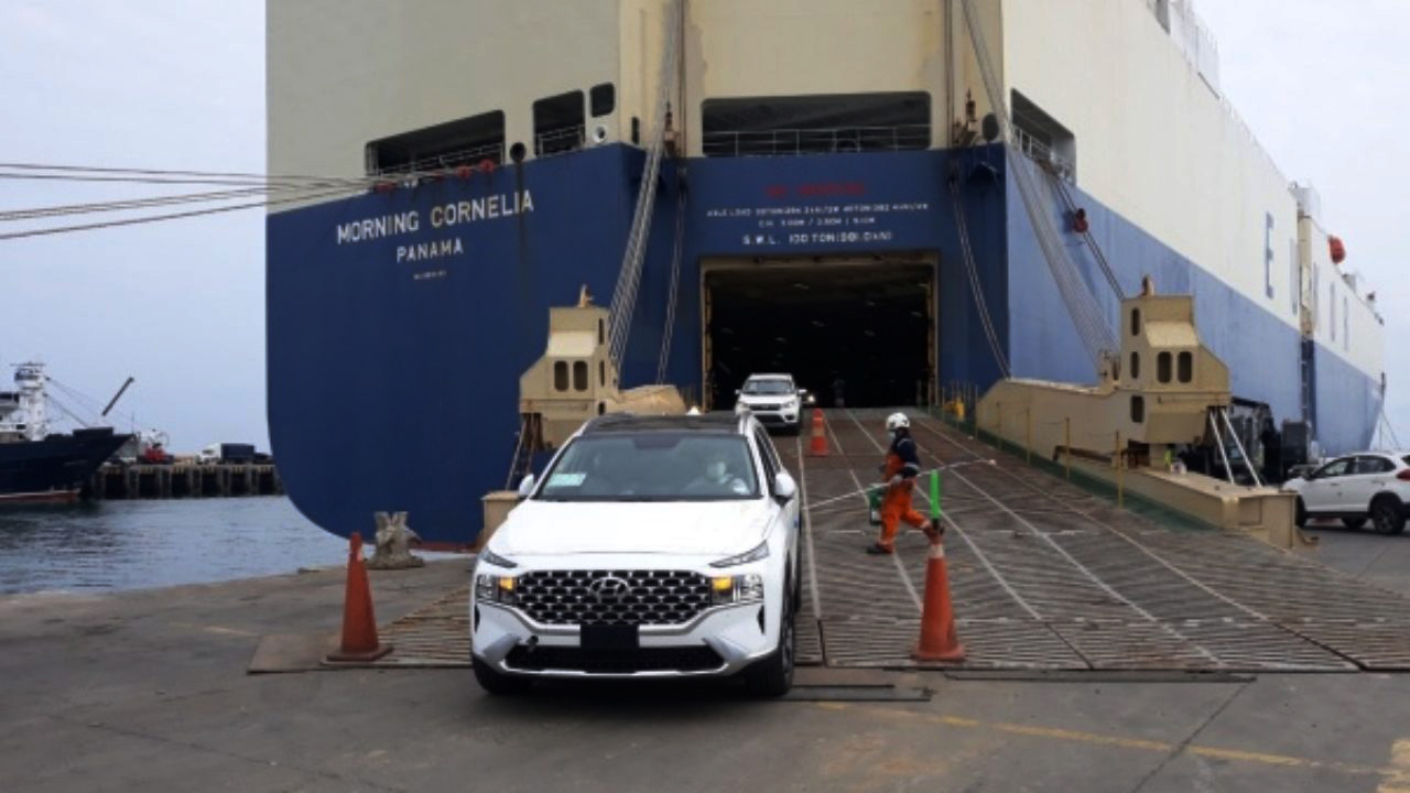 Mayor llegada de Car Carriers impulsa resultados del primer semestre del Puerto de Manta
